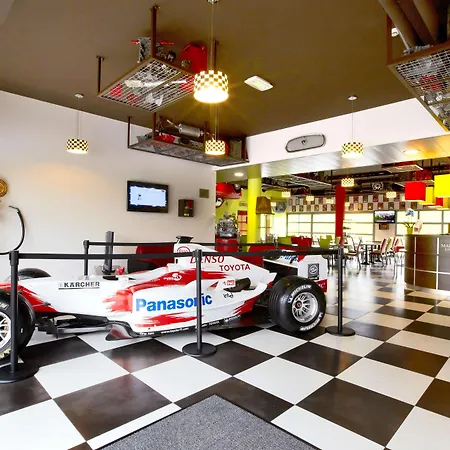 Enzo Metz Sud By Kyriad Direct Otel