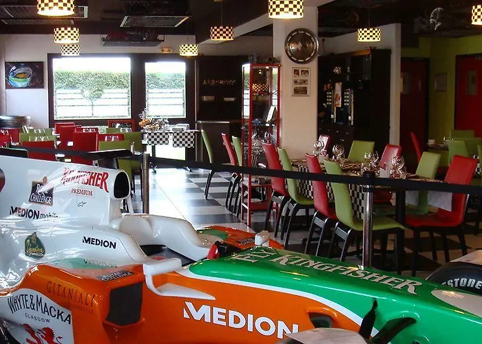 Enzo Metz Sud By Kyriad Direct Hotel